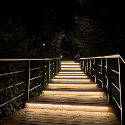 LED Prigušiva solarna traka LED/1,2W/3,7V 3000K IP67 1500 mAh 5m + Daljinski upravljač