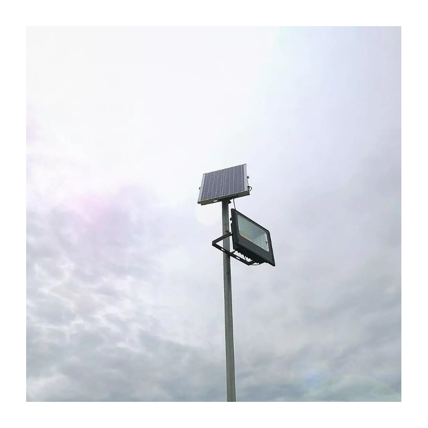 LED Prigušivi solarni reflektor LED/16W/3,2V 4000K IP65 10000 mAh + Daljinski upravljač