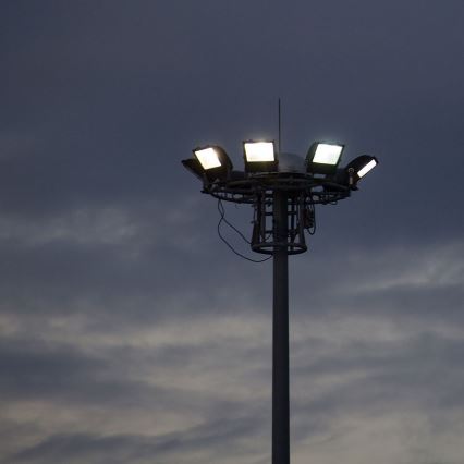 LED Reflektor LED/30W/230V 6400K IP65 crno