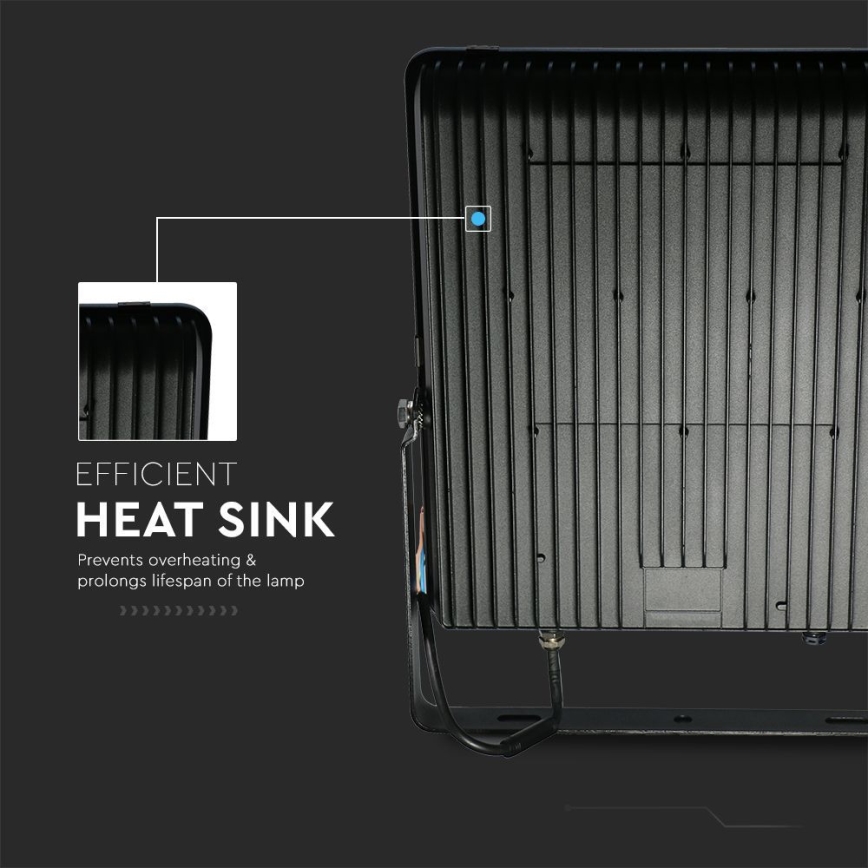 LED Reflektor LED/30W/230V 6400K IP65 crno