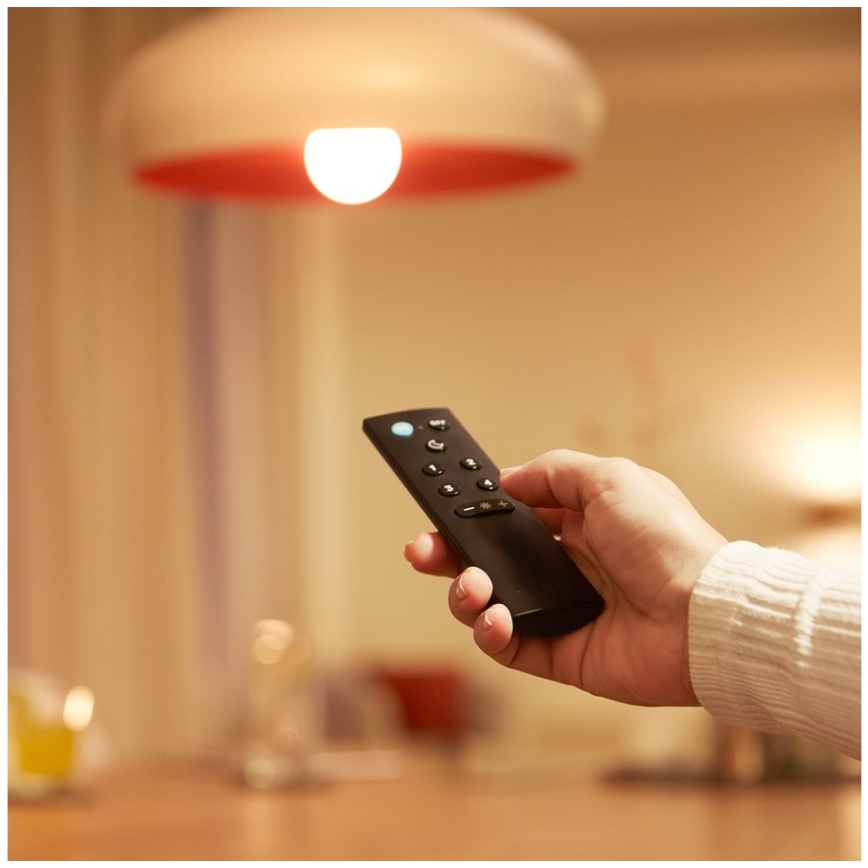 LED RGBW Prigušiva sijalica A60 E27/8,5W/230V 2200-6500K  CRI 90 Wi-Fi + Daljinski upravljač - WiZ