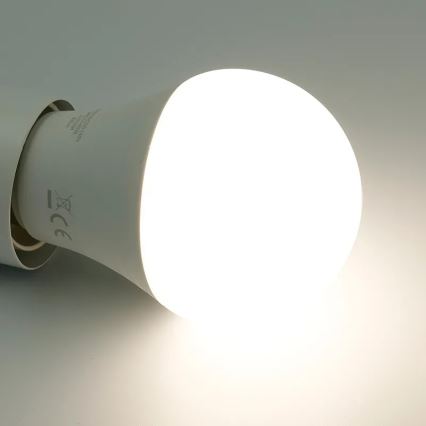 LED RGBW Prigušiva sijalica A60 E27/9W/230V 2700-6500K Wi-Fi Tuya
