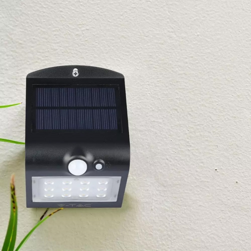 LED Solarna zidna lampa sa senzorom LED/1.5W/3,7V IP65 1200 mAh