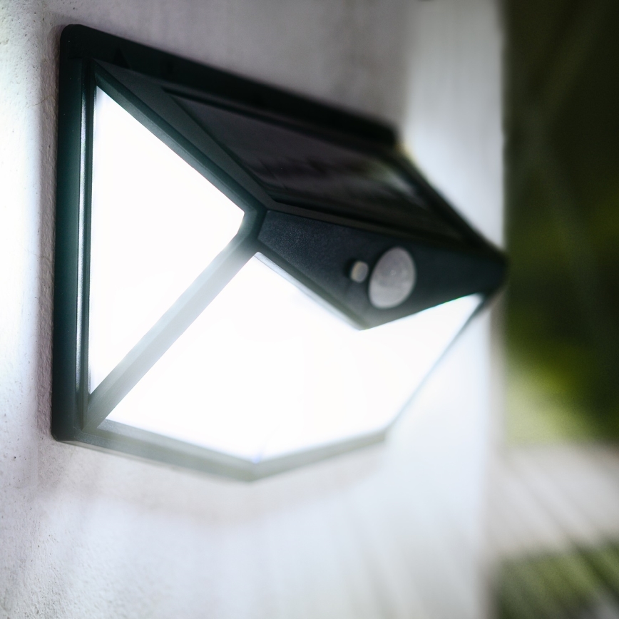 LED Solarna zidna lampa sa senzorom LED/1W/3,7V 6500K IP44