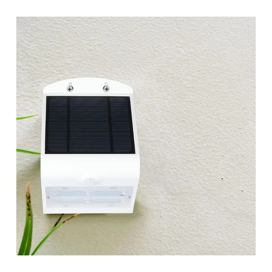 LED Solarna zidna lampa sa senzorom LED/3W/3,7V 3000/4000K IP65 bela