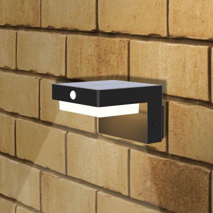 LED Solarna zidna lampa sa senzorom MALI LED/4,5W/3,7V 2000 mAh IP44 crno