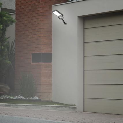 LED Solarni reflektor sa senzorom LED/5W/3,7V 4000K 1500 mAh IP54 crno