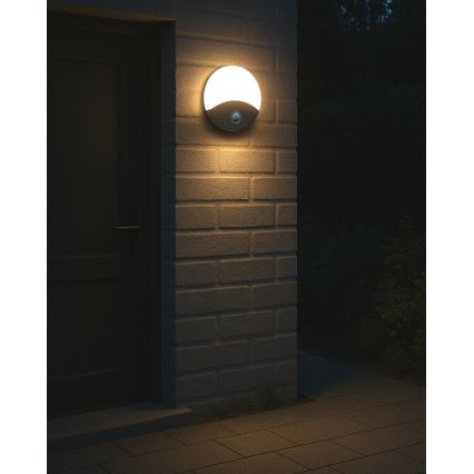 LED spoljašnje zidno svetlo sa senzorom pokreta LED/18W/230V IP44 belo