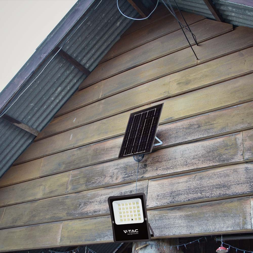 LED Spoljašnji solarni reflektor LED/20W/3,2V 6400K IP65 15000 mAh + Daljinski upravljač