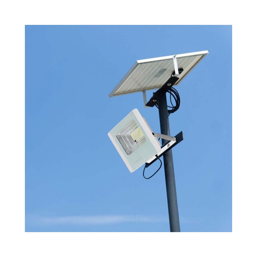 LED Spoljašnji solarni reflektor LED/20W/3,2V IP65 4000K + Daljinski upravljač