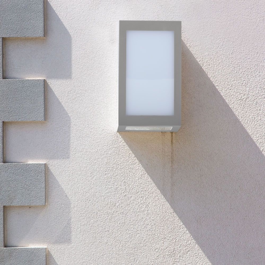 LED Spoljna zidna lampa LED/12W/230V 3000K IP65 sivo