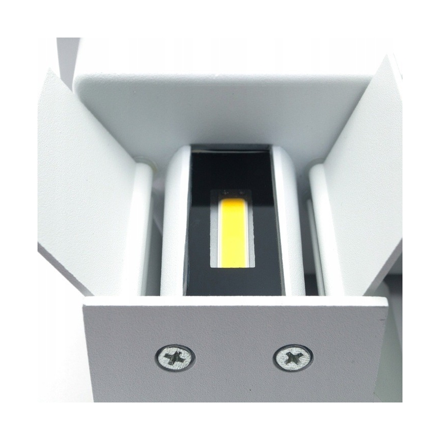 LED Spoljna zidna lampa LED/12W/230V IP54 bela