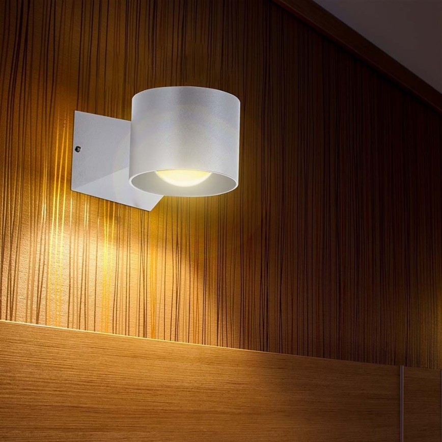 LED Spoljna zidna lampa LED/5W/230V 3000K IP65 bela