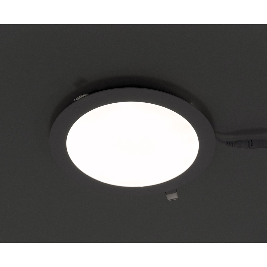 LED Ugradbena lampa GERD LED/18W/230V 3000K
