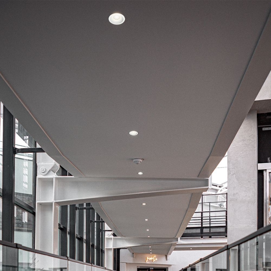 LED Ugradbena lampa LED/24W/230V 3000/4000/6400K ø 13,5 cm bela