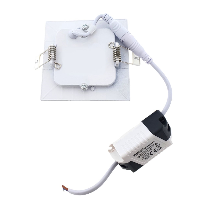 LED Ugradbena lampa QTEC LED/3W/230V 6500K 8,3x8,3 cm