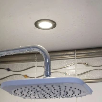 LED kupatilska ugradna svetiljka LORI LED/4,5W/230V IP65 2700/4000K Ø 8,5 cm crna