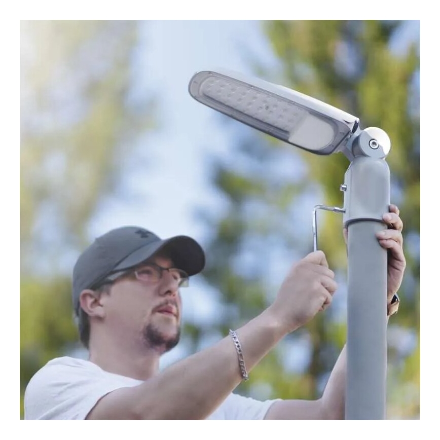 LED Ulična svetiljka SOLIS LED/30W/230V 3000K IP65