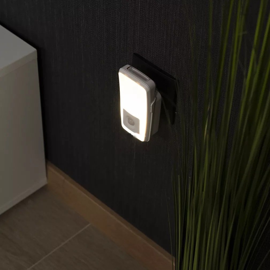 Ledvance - LED orijentaciono svetlo za utičnicu sa senzorom LUNETTA LED/2W/230V