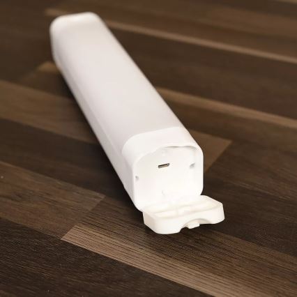 Ledvance - LED Prigušiva orijentacijska lampa LINEAR LED/6,9W/5V 2200 mAh IP54