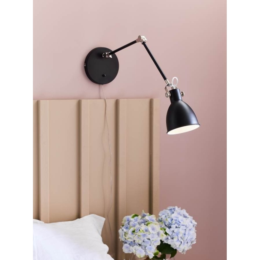 Markslöjd 108250 - Zidna lampa HOUSE 1xE14/40W/230V crno