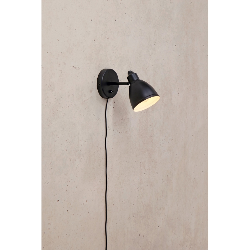 Markslöjd 108712 - Zidna lampa STORY 1xE14/40W/230V crno