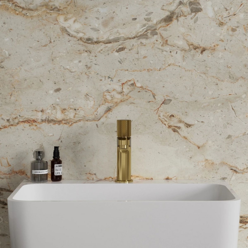 OMNIRES CT8010GLB - Slavina za lavabo CONTOUR 16,6 cm brušena zlatna