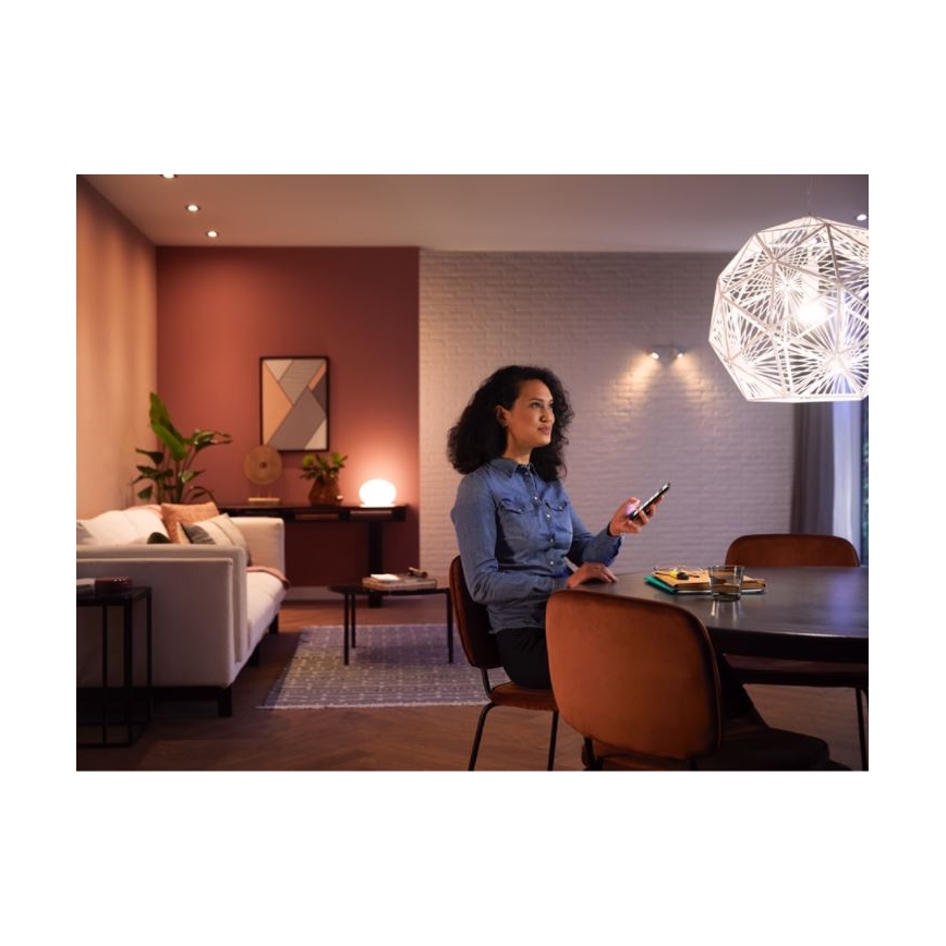 Osnovni set Philips Hue White Ambiance 3xE27/11W 2200-6500K + uređaj za povezivanje i Daljinski upravljač