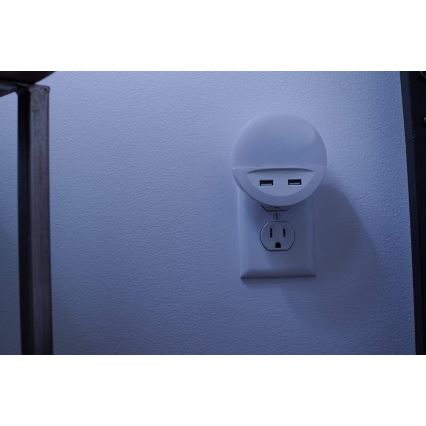 Osram - LED noćno svetlo za utičnicu sa senzorom LUNETTA 2xUSB LED/13W/230V