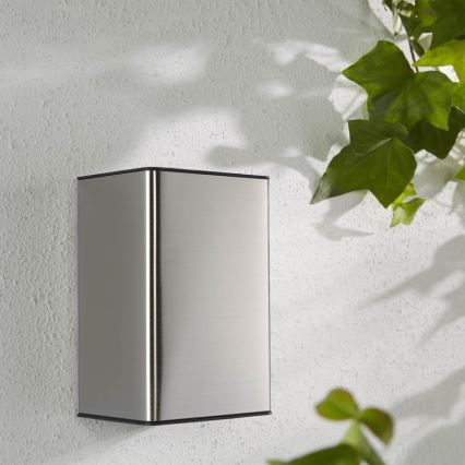 LED RGBW prigušiva spoljašnje zidno svetlo Hue RESONATE, 2x LED/8W/230V, 2000-6500K, IP44