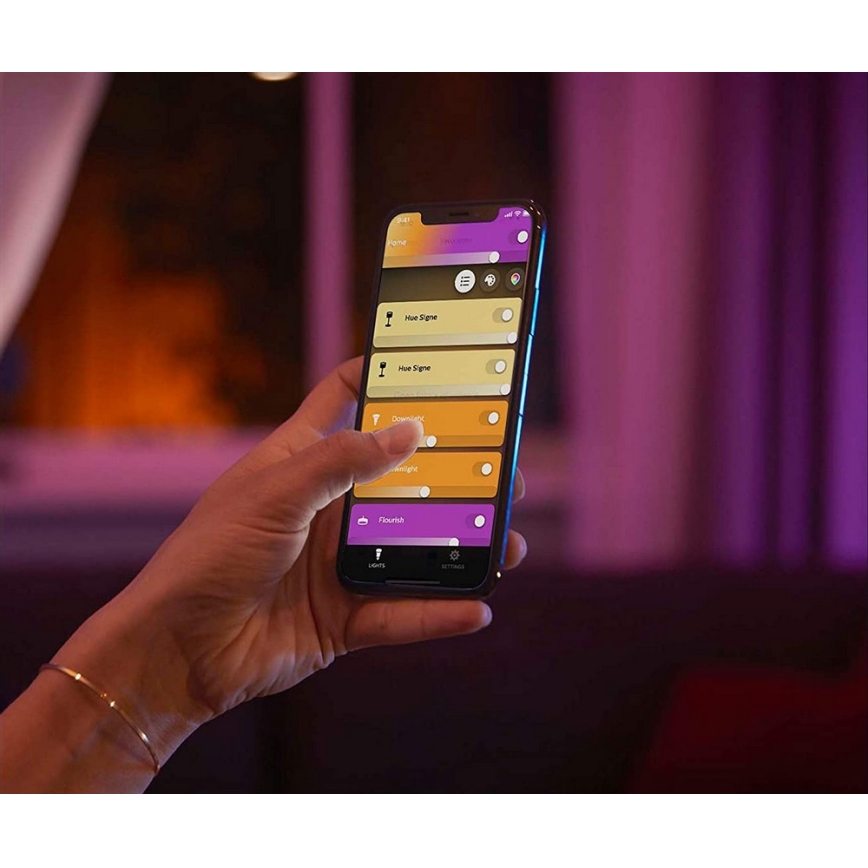 Philips - LED RGBW prigušiva spot svetiljka Hue FUGATO 1xGU10/4,2W/230V 2000-6500K crna