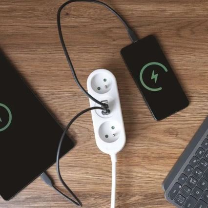 Produžni kabl 2x utičnica + 2x USB-A + USB-C, 1,4 m