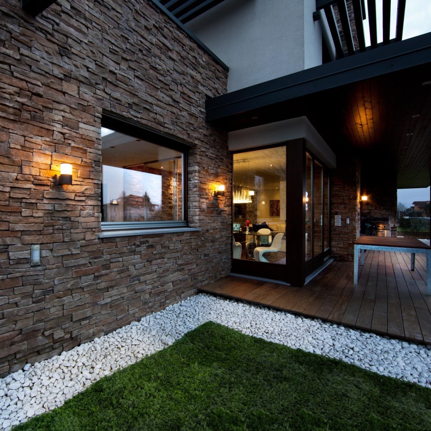 Redo 9326 - Zidno svetlo EXTER 1xE27/42W/230V IP54