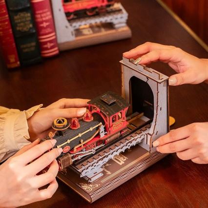 RoboTime - 3D slagalica Držač za knjige Istorijski parni voz