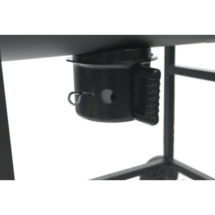 Roštilj na drveni ugalj, crne boje