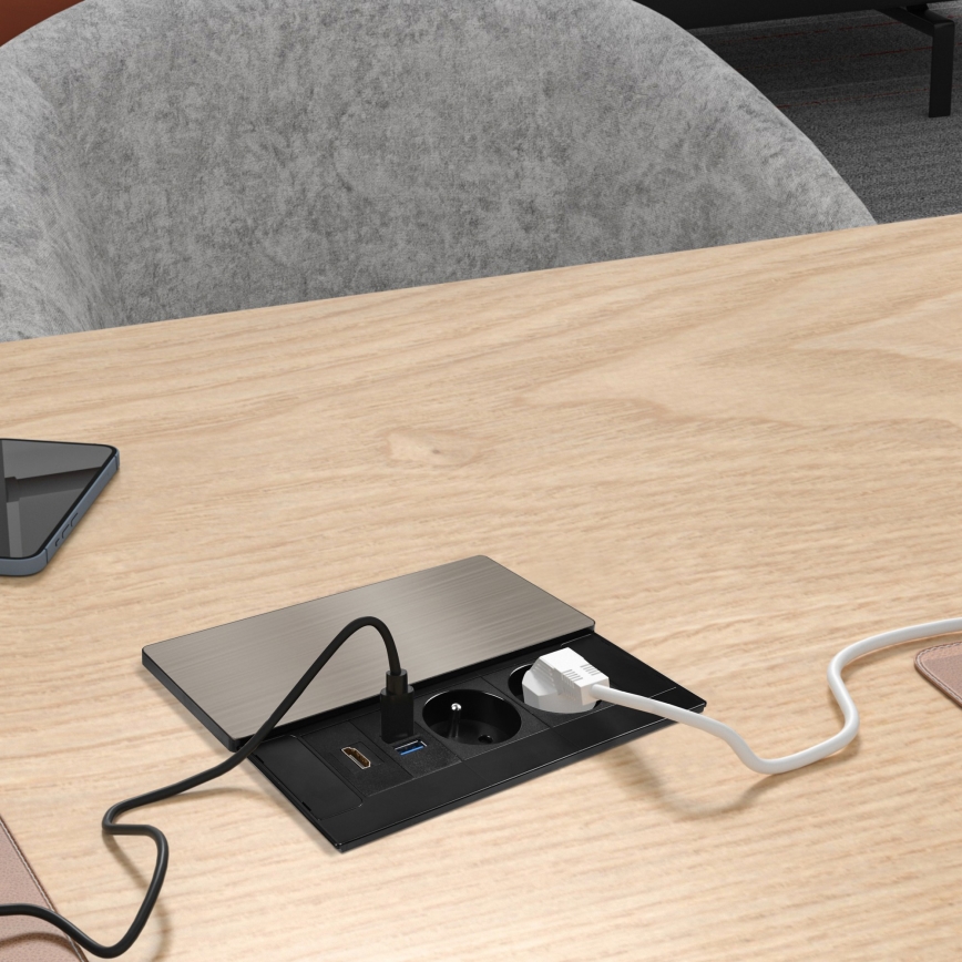 Ugradna utičnica 20W 2 utičnice + USB-A + USB-C + HDMI