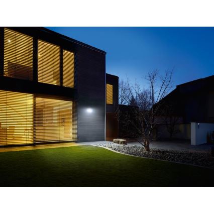 STEINEL 671013 - Solarni LED reflektor XSolar L-S 1,2 W/LED, srebrni, IP44, 2500 mAh