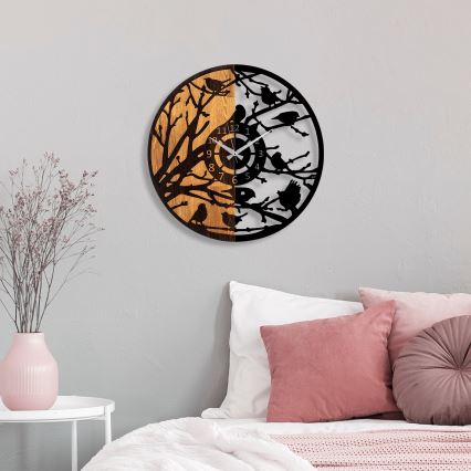 Zidni sat prečnika 56 cm — elegantna kombinacija drveta i metala, radi na 1xAA bateriju